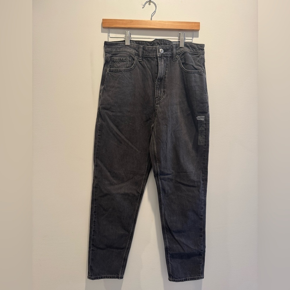 American Eagle Mom Jeans NWT size 6